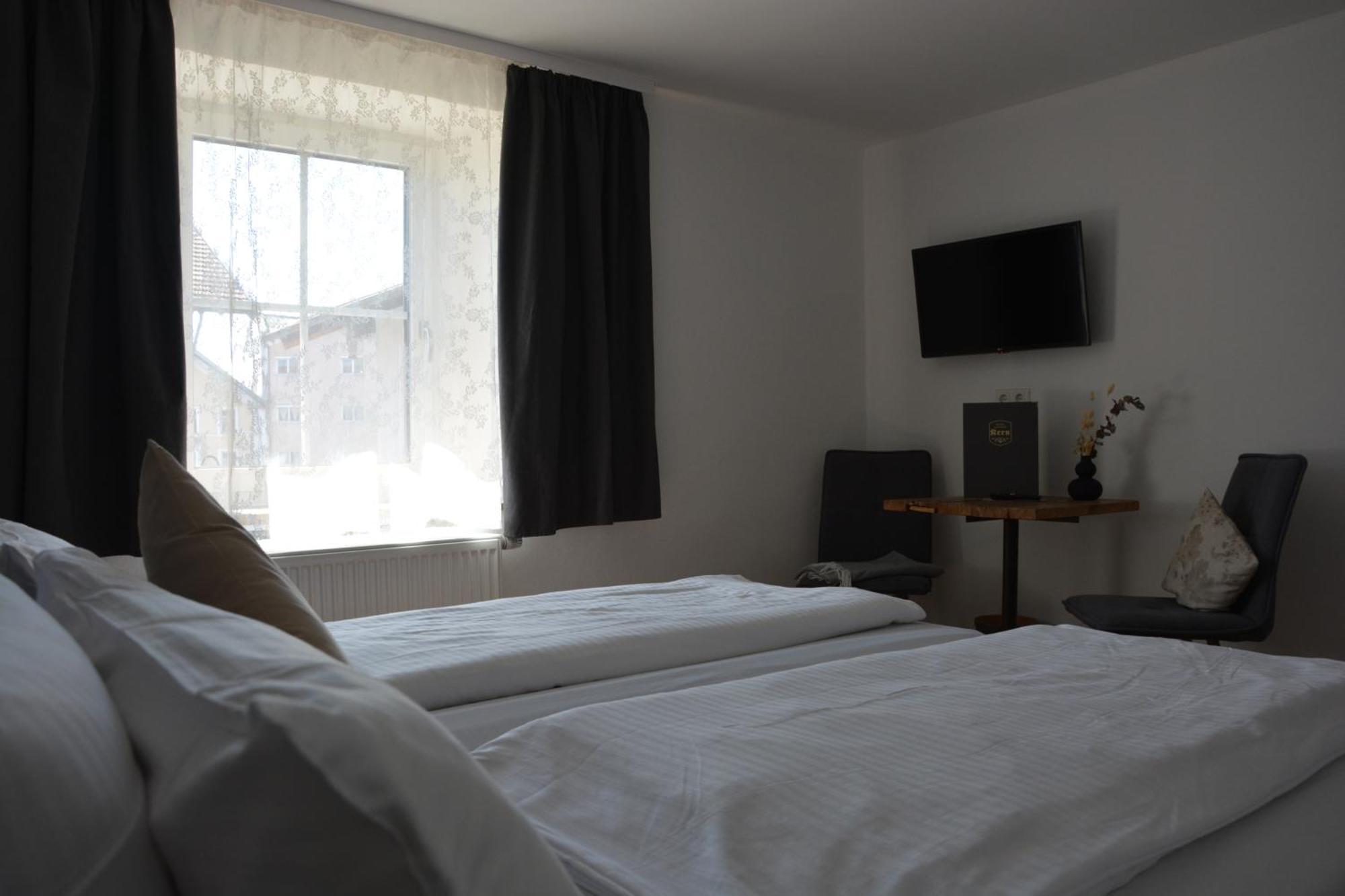 Hotel Garni Kern Halfing Exteriér fotografie